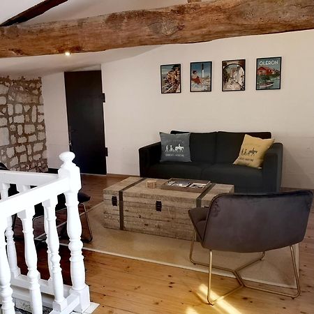 La Demeure Des Artistes - Quartier Historique Villa Saintes Dış mekan fotoğraf